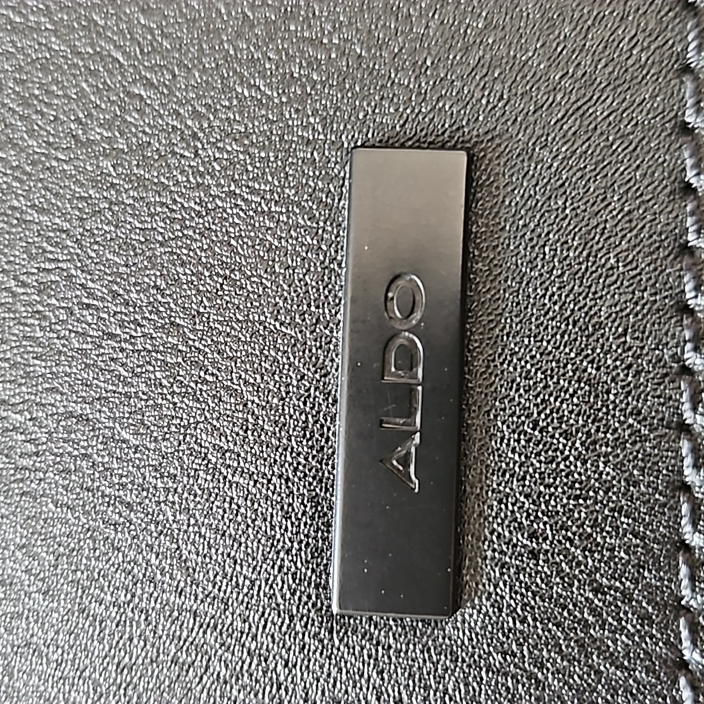 ALDO SATCHEL - Picture 6 of 8